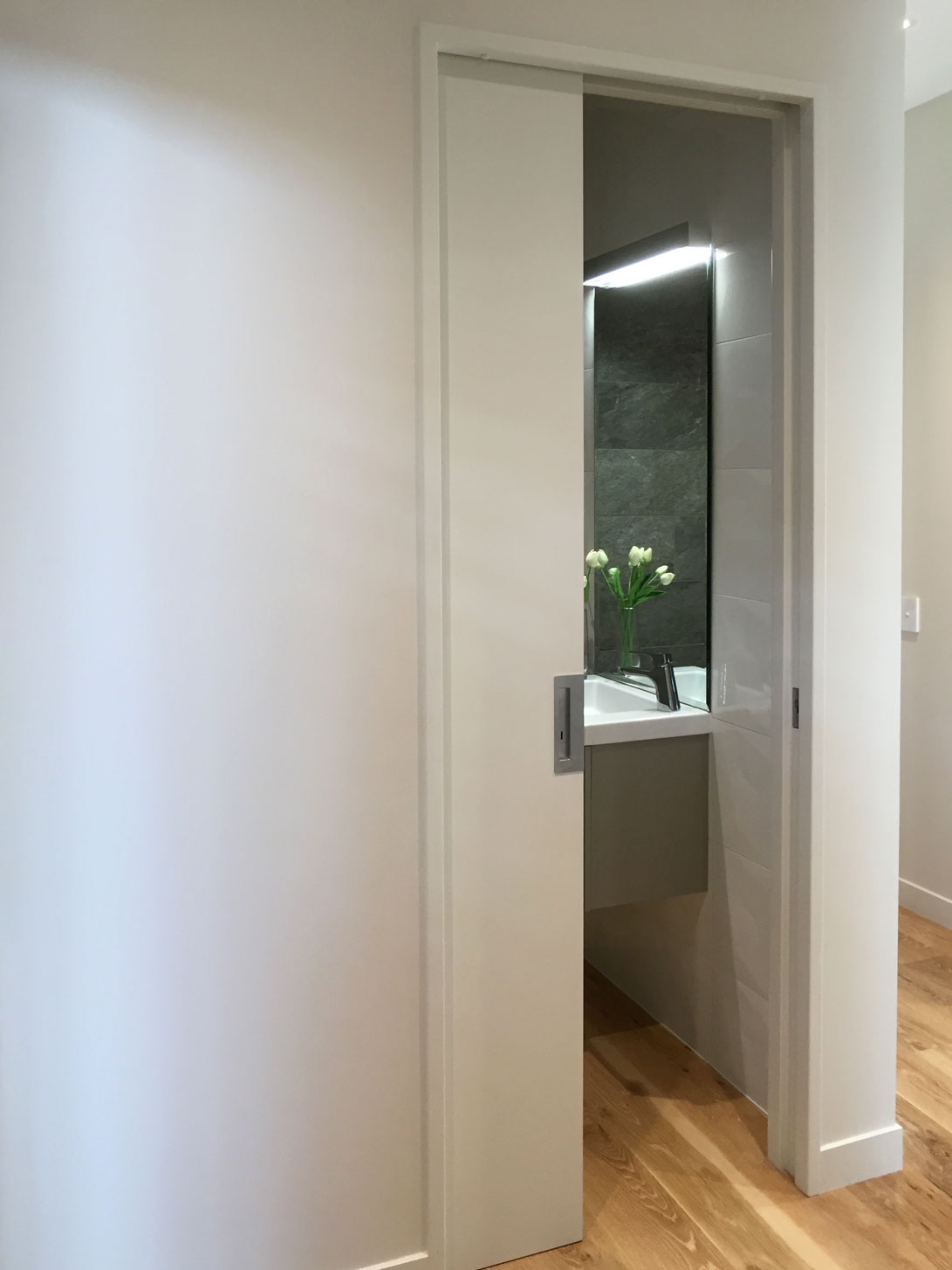 Flush timber door with CL400 handle